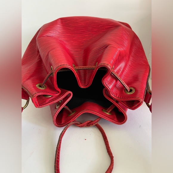 Louis Vuitton PM Noe Shoulder Bag - Picture 12 of 15